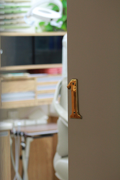 Door to patient treatment room